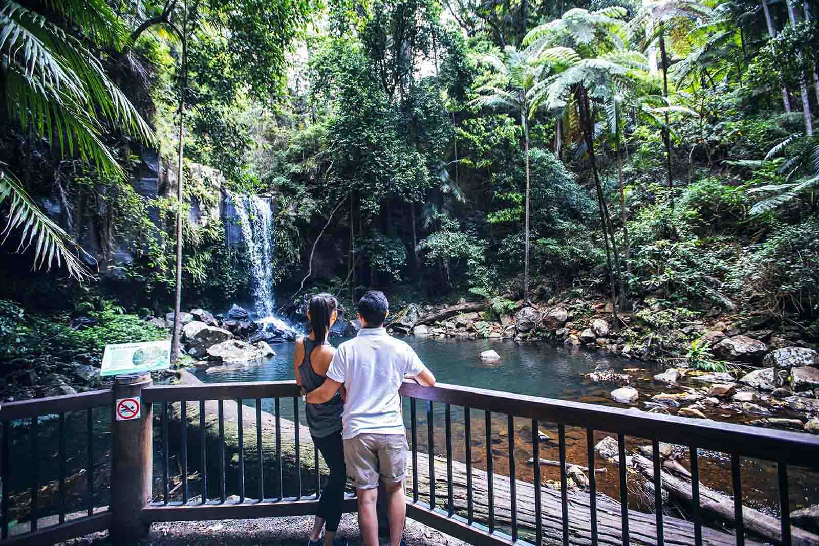 The best scenic drives from Brisbane Airport in a hire car